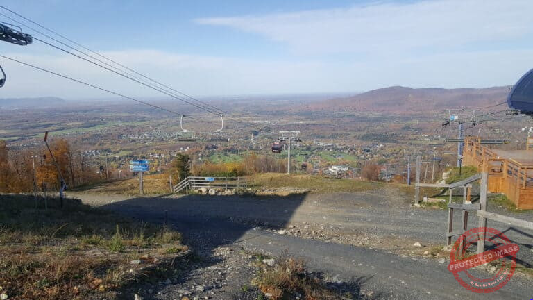Au sommet du mont Brome situé en Estrie au Québec